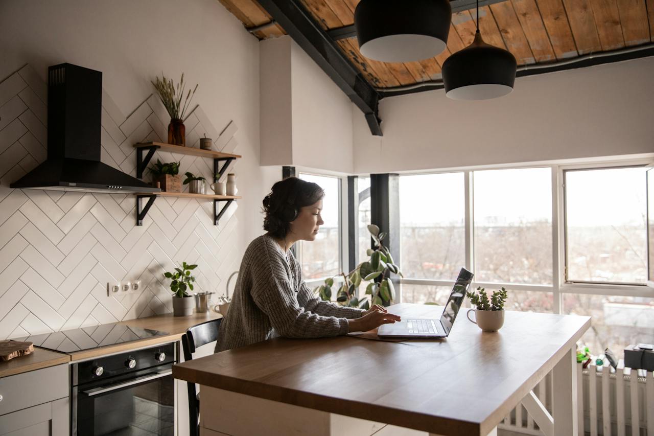 5 Ways to Share Files with Your Team While Working from Home
